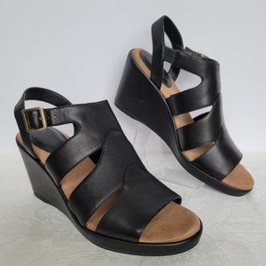 GIANI BERNINI Wirla Platform Wedge Leather Sandals- Black color- Women's Size 9M